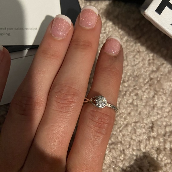 Pandora diamond ring - Picture 7 of 9